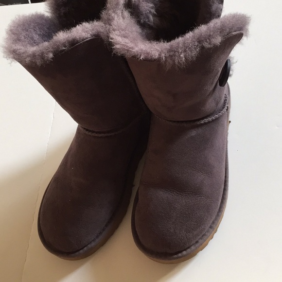 Bailey Button II UGG boots - Picture 3 of 8